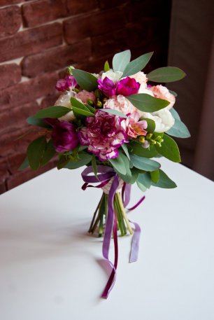 Ранункулюсы, пионовидные розочки и анемоны