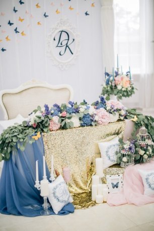 Стол жениха и невесты