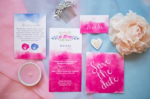 Свадебная полиграфия в розово-голубом цвете