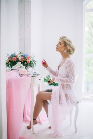 Утро невесты в нежно-розовых тонах