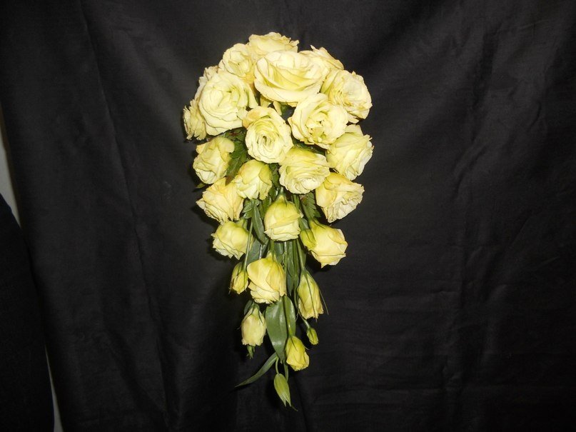 Букет невесты на портбукетнице