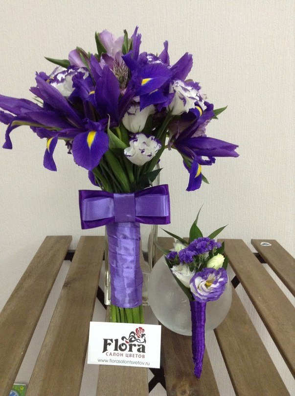 Букет невесты и бутоньерка для жениха. Феолетовая свадьба.