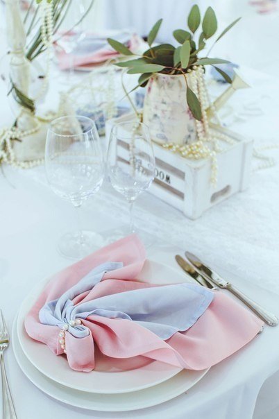 Декор стола для гостей.