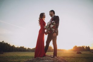 Яркая свадьба в красном цвете