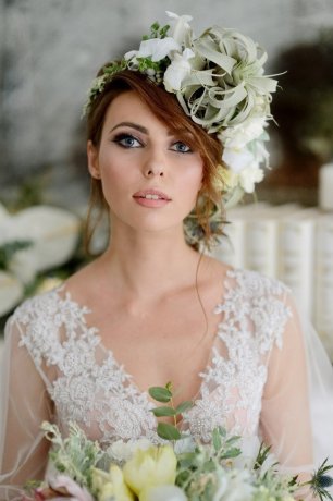 Оригинальный цветочный венок