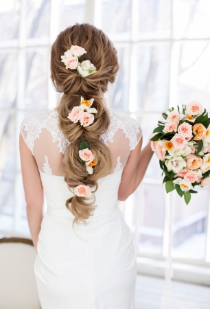 Весенний образ невесты