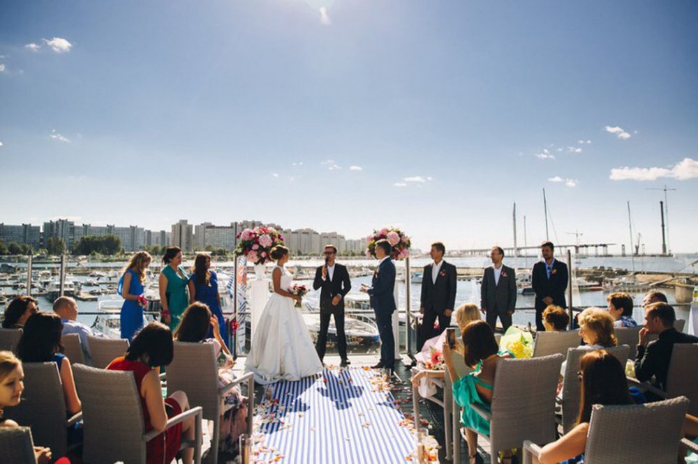 Выездная регистрация. Полосатая свадьба Ильи и Оксаны.