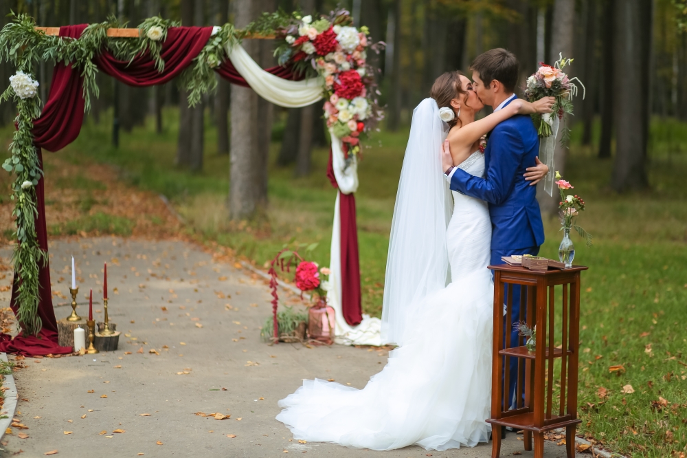 Выездная регистрация