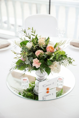 Композиция на столы гостей