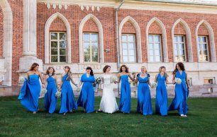 Подружки невесты в синем цвете