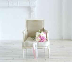 Букет невесты из пионов