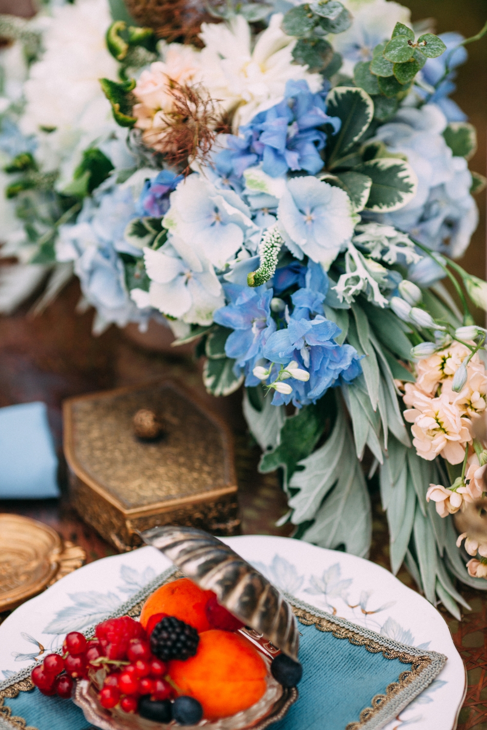 Композиция на свадьбу в голубом цвете