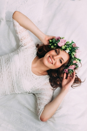 Венок невесты из пионов