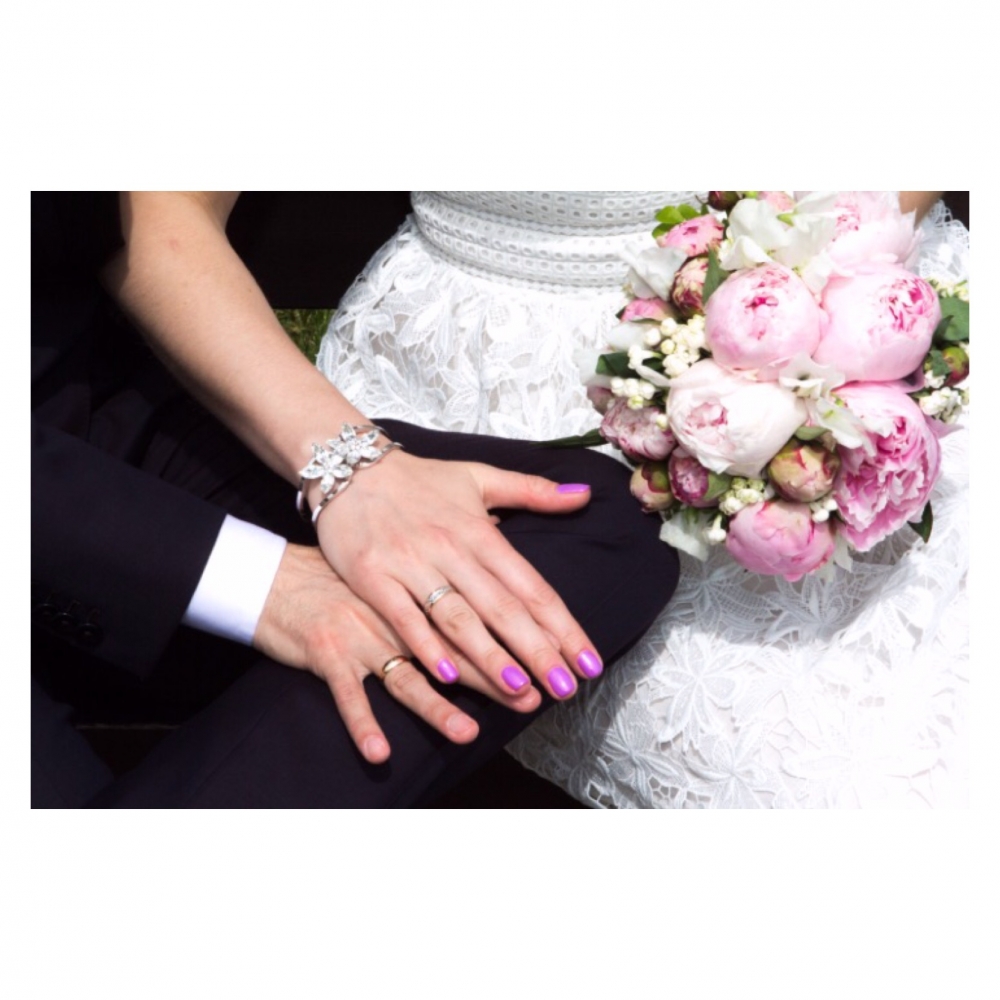 Свадебный букет из пионов