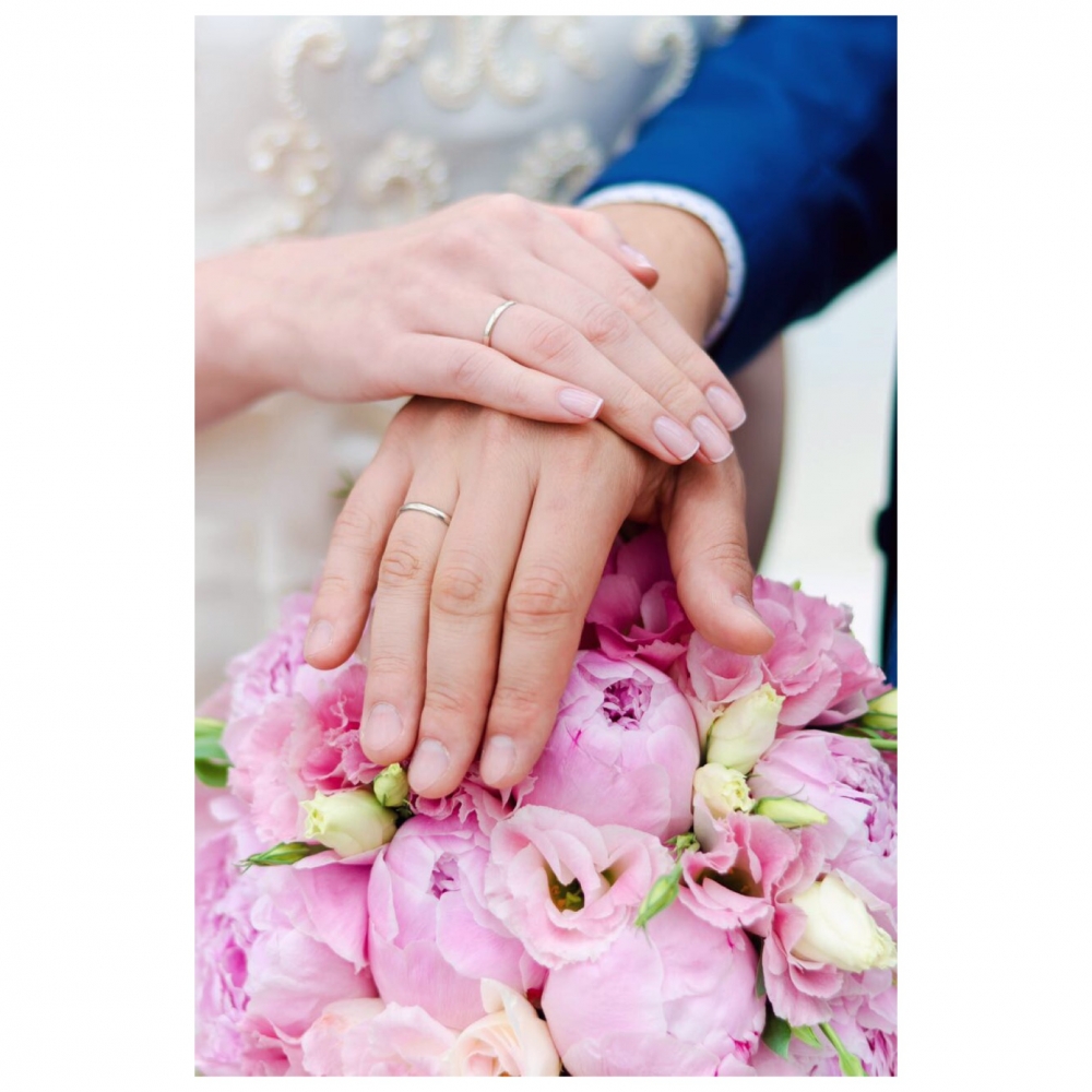 Свадебный букет из пионов