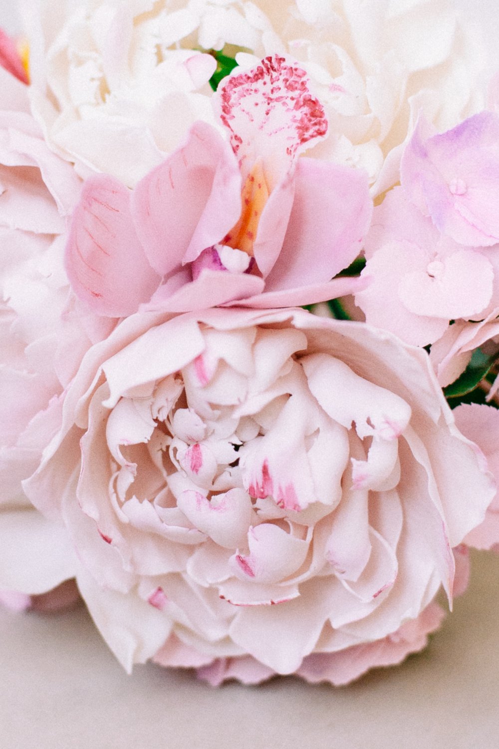 Букет невесты "цветная нежность"