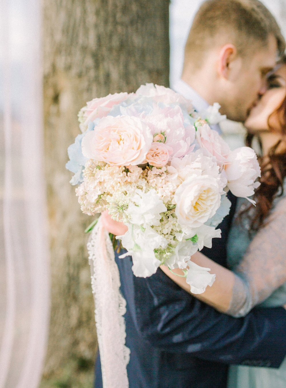 Моя нежная свадьба. Нежная невеста. Красивые жених и невеста. Нежные свадебные фото. Нежные свадебные фото.