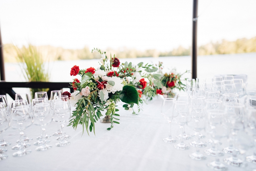 Камерная свадьба с насыщенной и благородной цветовой гаммой для ребят из Англии, Кары и Алекса)))