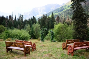 Оформление выездной регистрации в Домбае