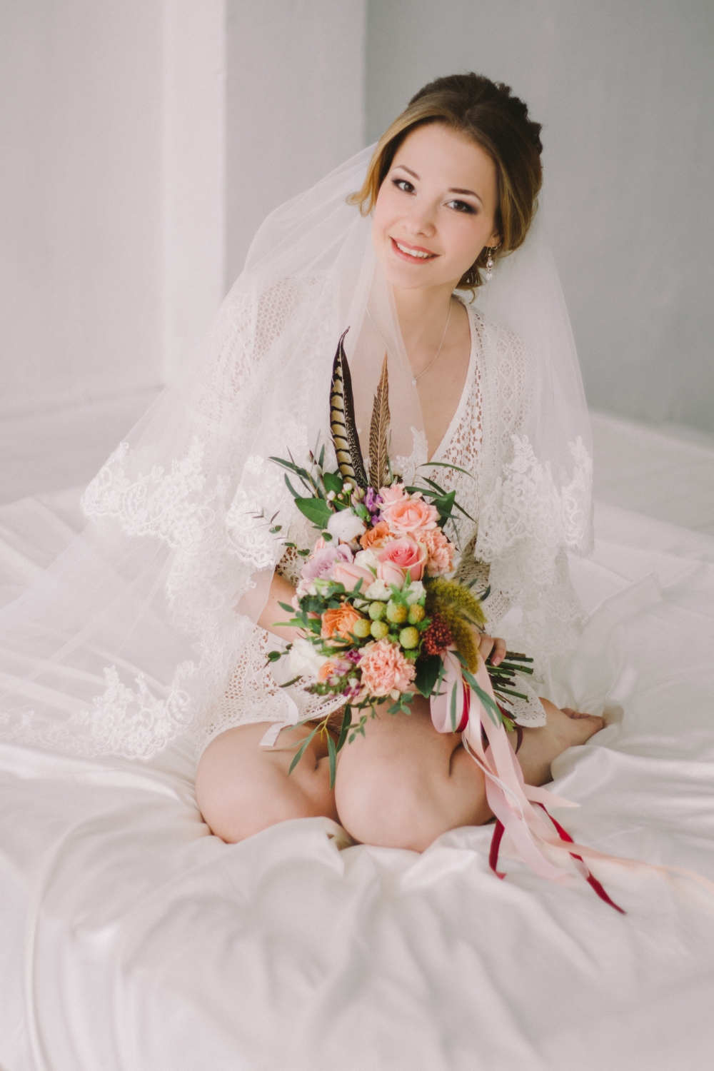 Невеста Оленька и её прекрасное утро. 
Fl: Insomnia of Flowers, lab. 
Ph: Дарья Артищева 