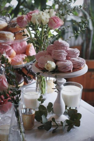 Сладкий стол  нежно розового цвета