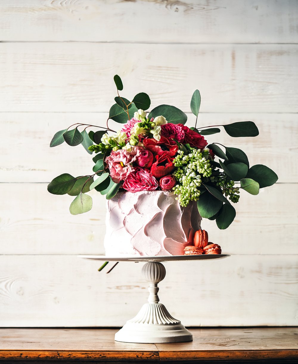 Цветочное оформление. Верхушка торта - один из вариантов добавления цветочных акцентов. 
Flower cake topper