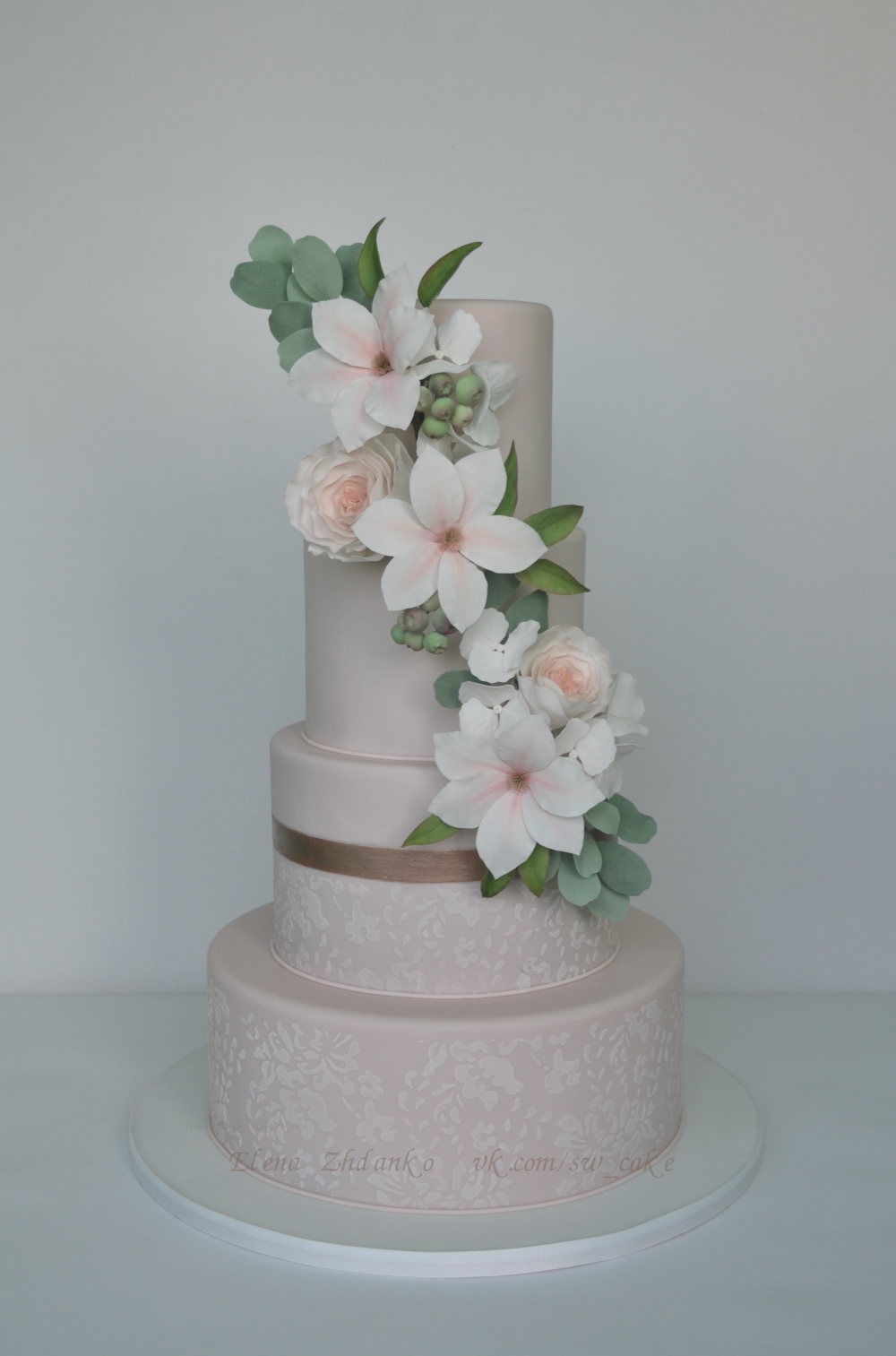 Свадебный торт, где все съедобно!