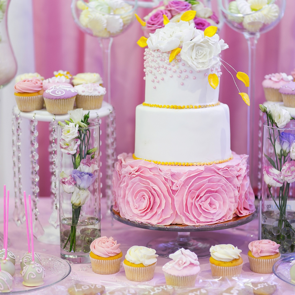 Торт с юбочкой от Свит Бисквит