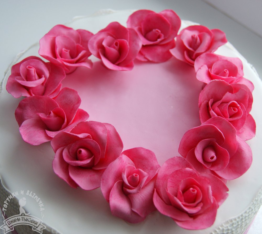 Сахарные цветы для небольшого свадебного торта