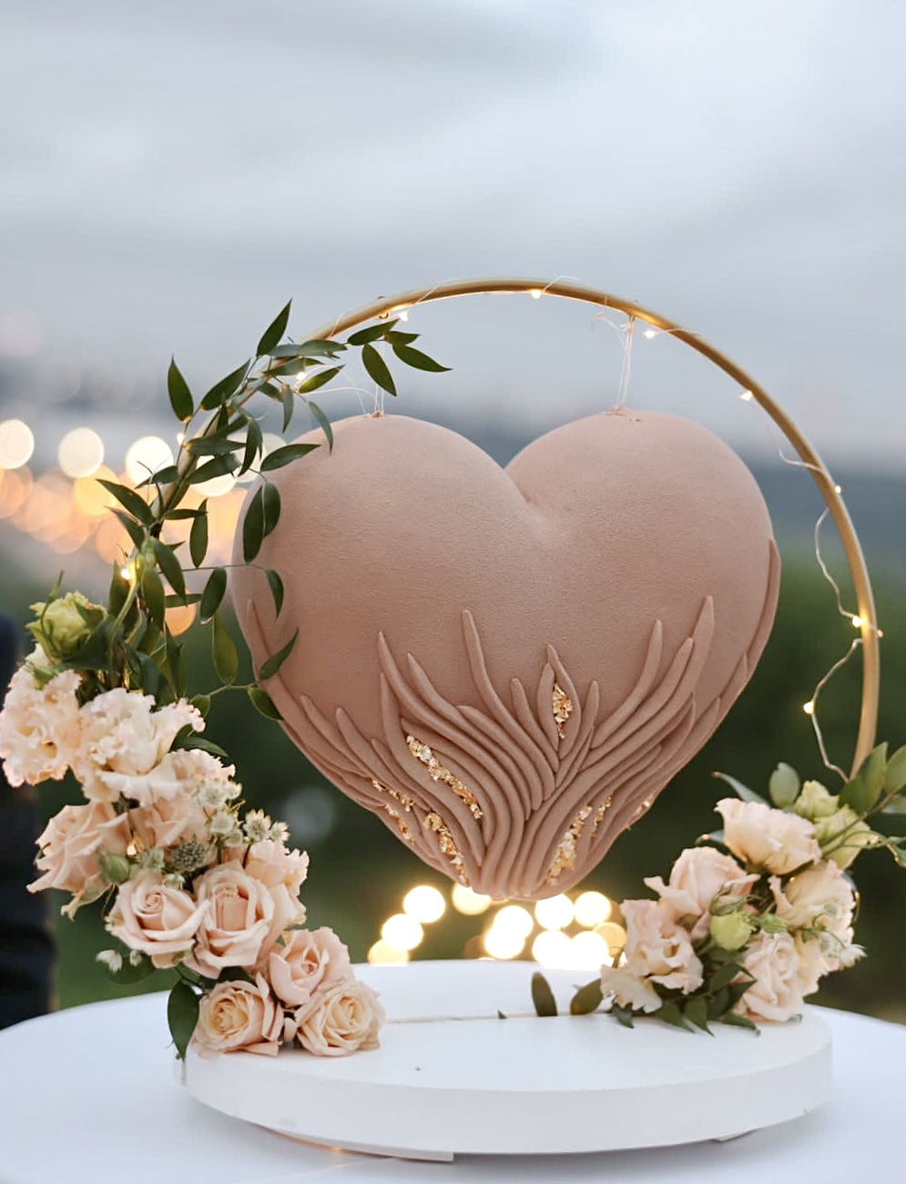 Шоу-торт «Парящее сердце» - самый желанный торт! 