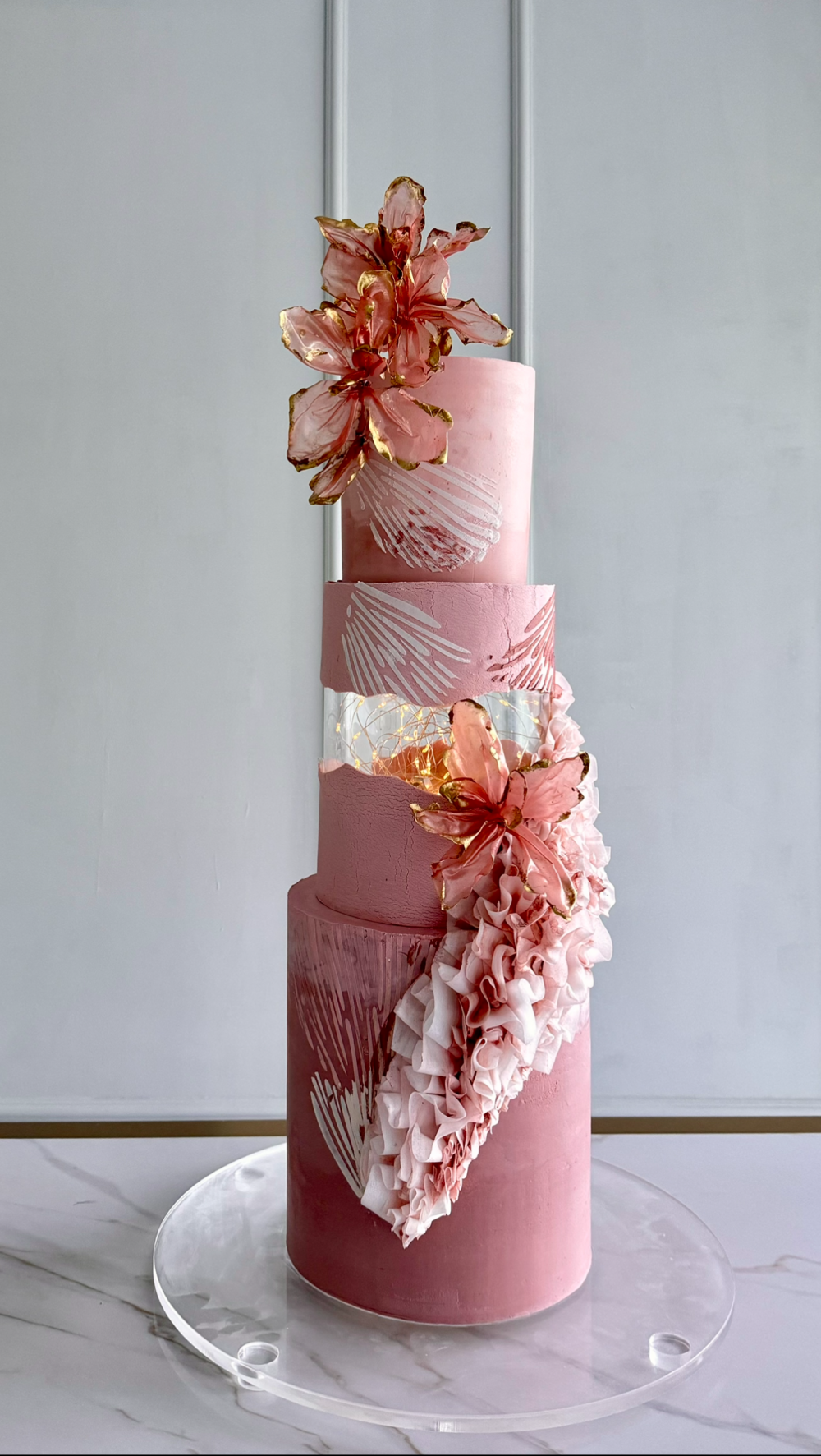 Четырех ярусный торт. 11 кг. на 55 гостей.