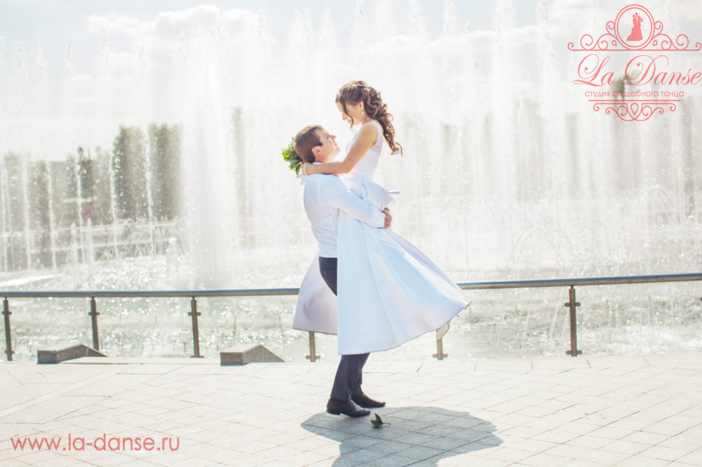 Свадебный танец Дениса и Юлии