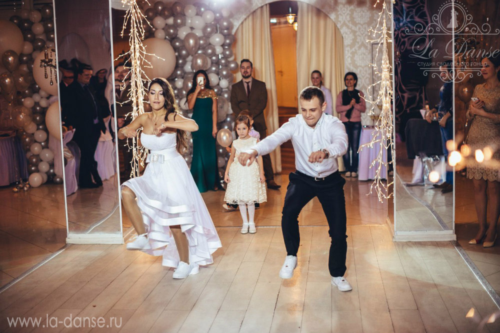 Свадебный танец Дениса и Анастасии