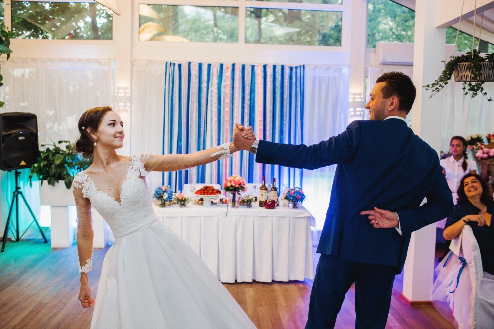 Дарья и Александр
Свадебный вальс
4.06.2016