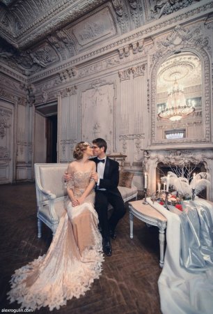 Фотосессия в роскошном зале