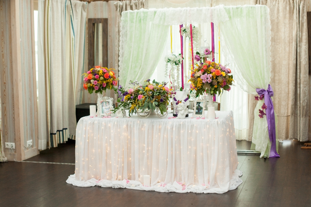 Оформление задника тканью