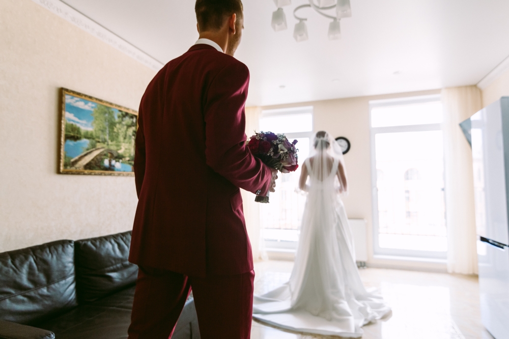 Организация свадьбы в Санкт-Петербурге от агентства RichArt. Дворец бракосочетания №1 на Английской набережной. Счастливые молодожены. Встреча жениха и невесты.
#RichArt #Торжествомания