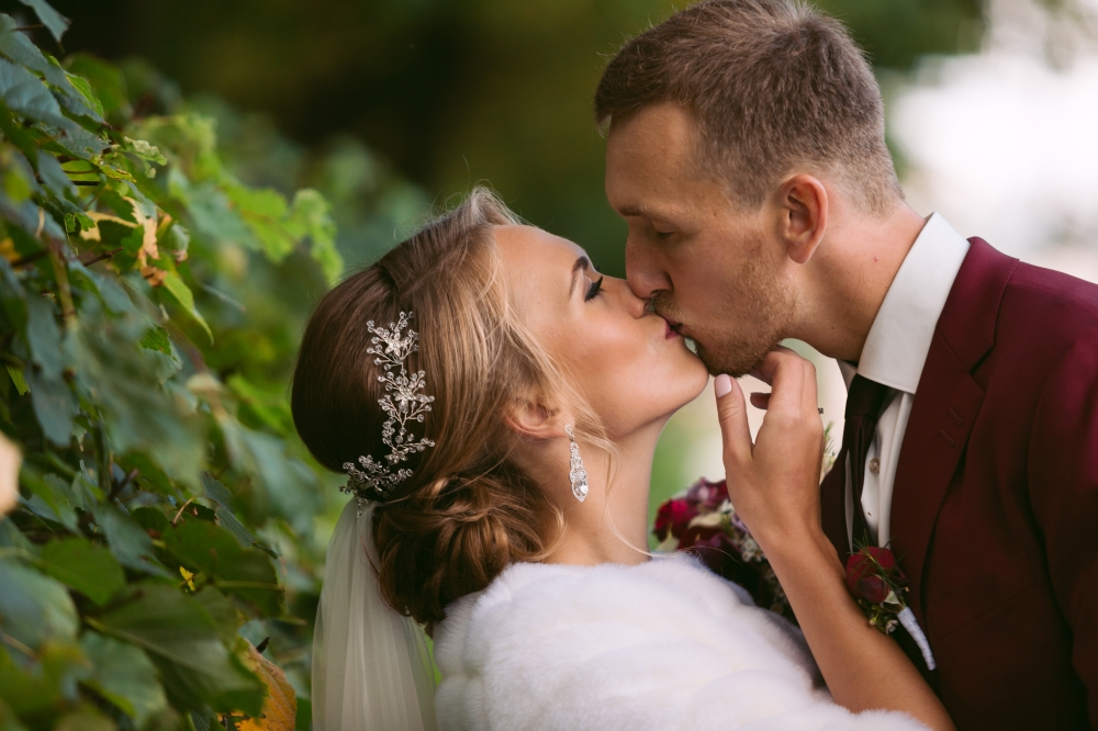 Организация свадьбы в Санкт-Петербурге от агентства RichArt. Дворец бракосочетания №1 на Английской набережной. Счастливые молодожены. Свадебная прогулка по Петербургу.
#RichArt #Торжествомания