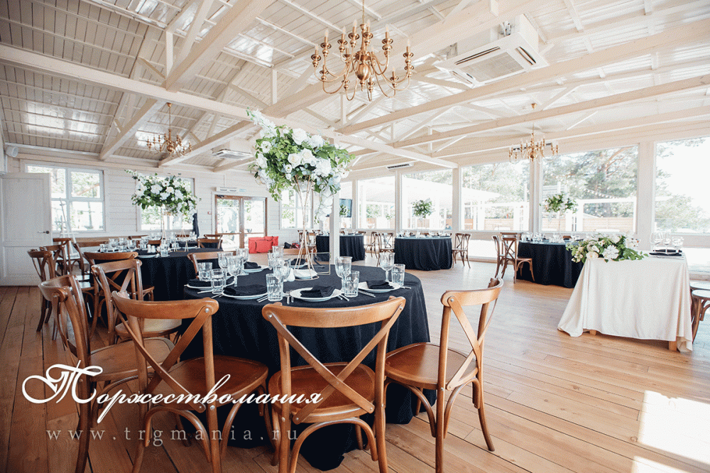 Оформление зала и выездная регистрация в ресторане Русская Рыбалка Комарово Приморское шоссе +7(911)909-2000