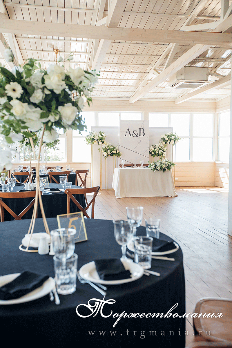 Оформление зала и выездная регистрация в ресторане Русская Рыбалка Комарово Приморское шоссе +7(911)909-2000