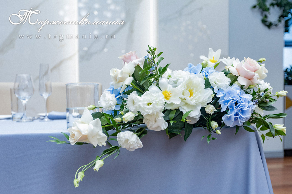 Свадебная флористика в спб недорого в банкетном зале Luce Итальянская ул д. 15, Флористика и декора - студия "Торжествомания"