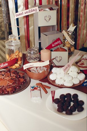 Сладкий стол для шоколадной свадьбы