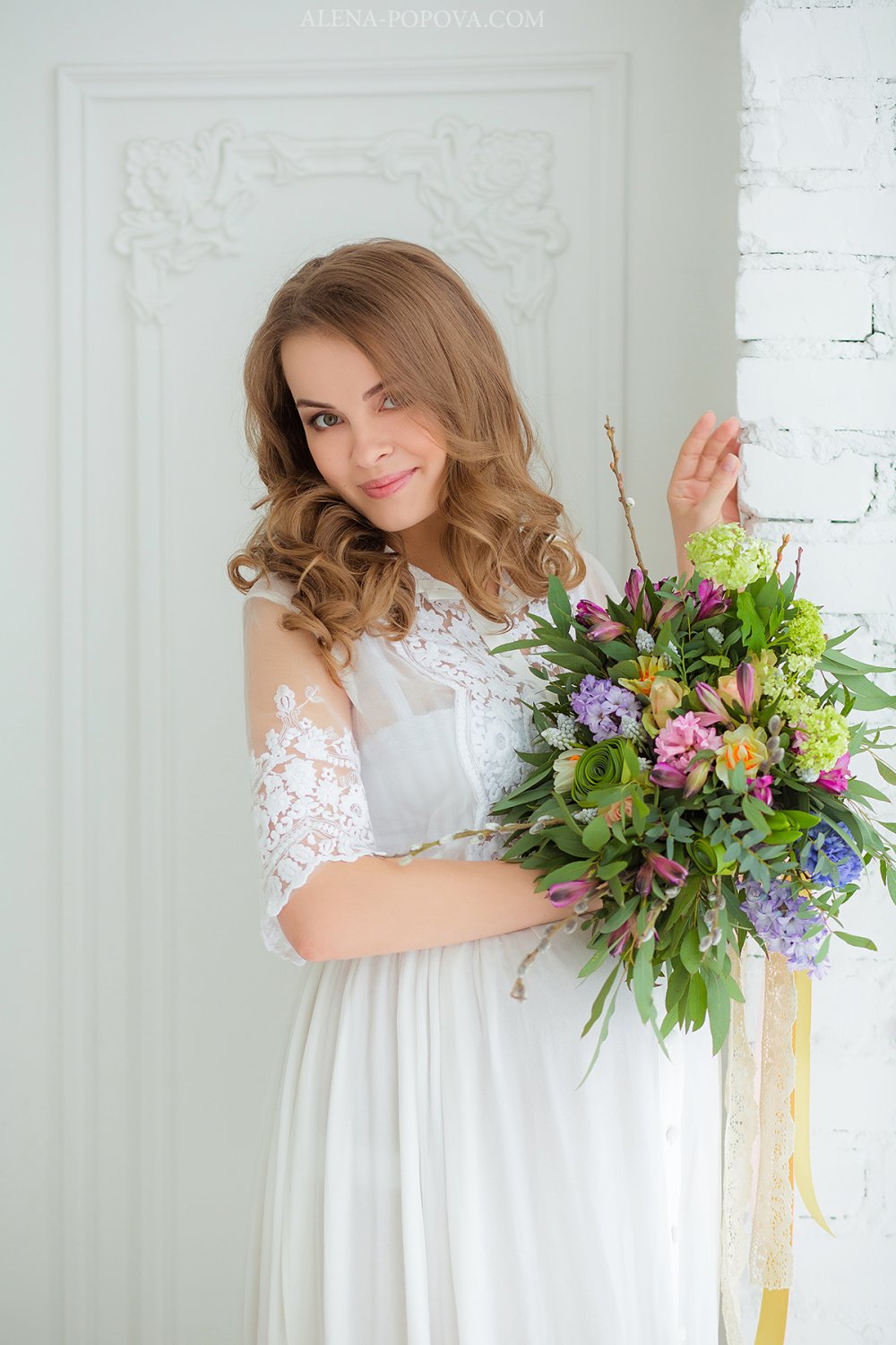 Фотограф Алена Попова
Muah Юлия Якусевич
Флорист Вера Маркова
