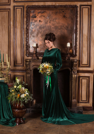 зеленое платье невесты, декор VERA MARKOVA