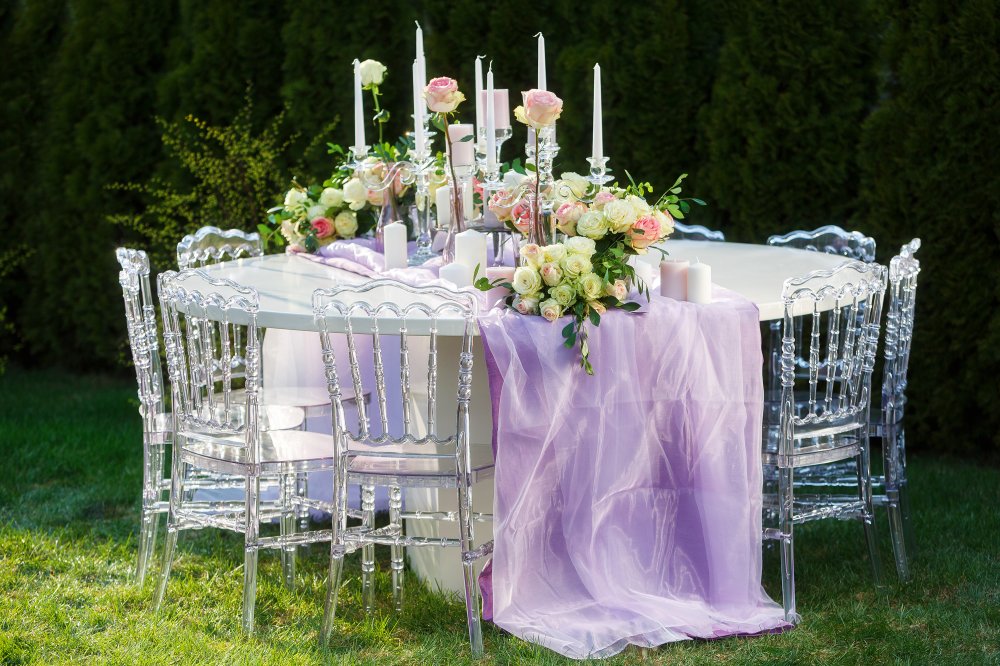 Идея оформления праздничного стола.