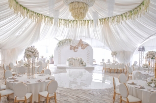 Классическая свадьба в бело-золотистой гамме