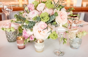 Композиция на стол гостей