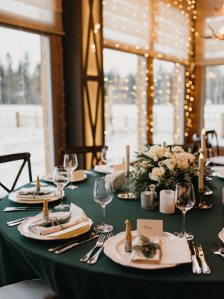 романтичная зимняя свадьба, зимний свадебный декор, декор PREMIUMFLOR