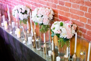 Welcome-зона. Свечей много не бывает, особенно на свадьбе