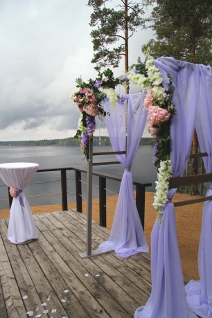 Оформление выездной регистрации. Арка